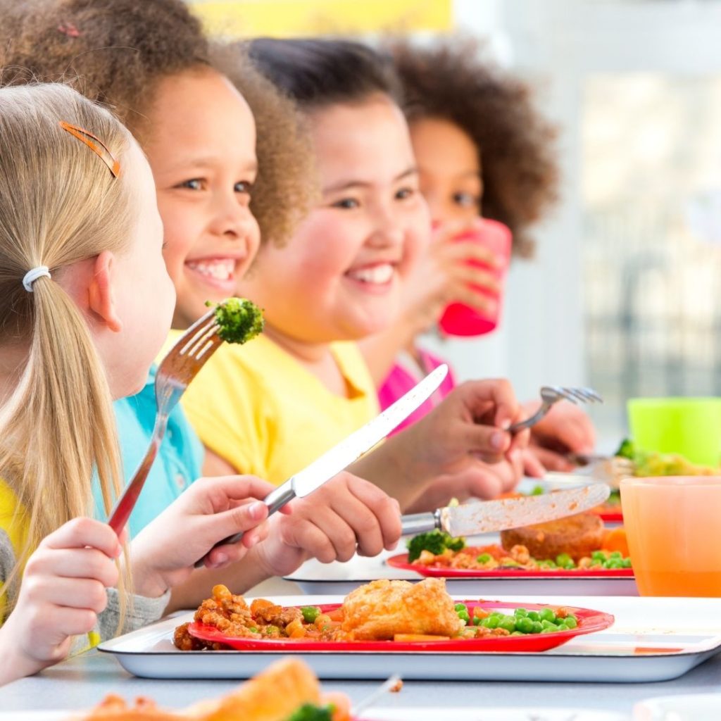 educacion-monitor-comedor-ocupados-murcia